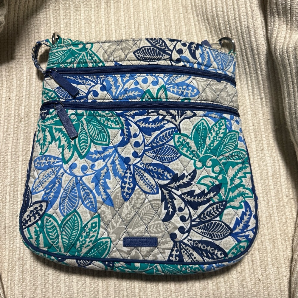 Vera Bradley Santiago Pattern Triple Zipper Hipster Crossbody Purse